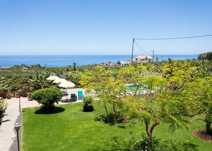 Vakantiehuis Casa Strelizia - *